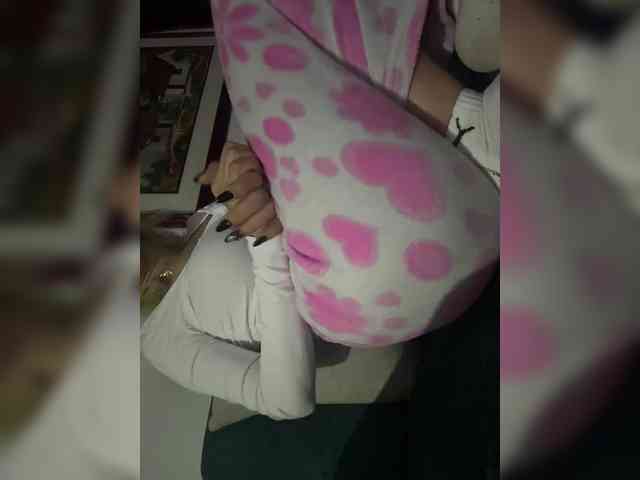 LucyRouse webcam