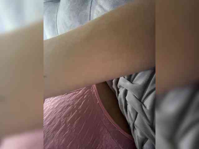 LucyRouse webcam