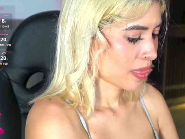 LucyRouse webcam