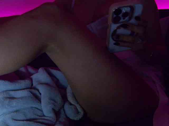 LucyRouse webcam