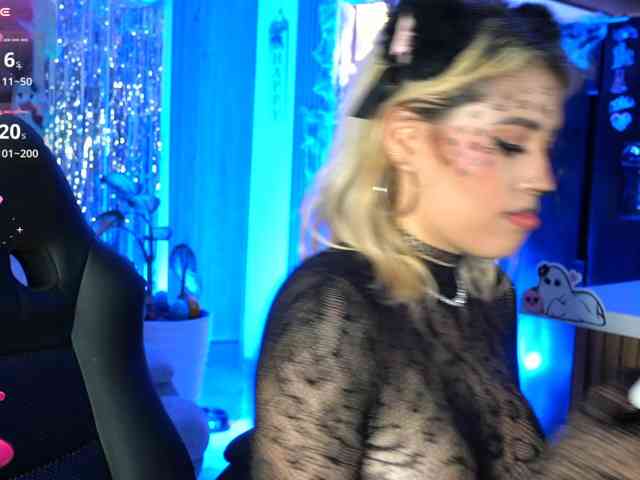 nude amateur webcam Lucygirl-