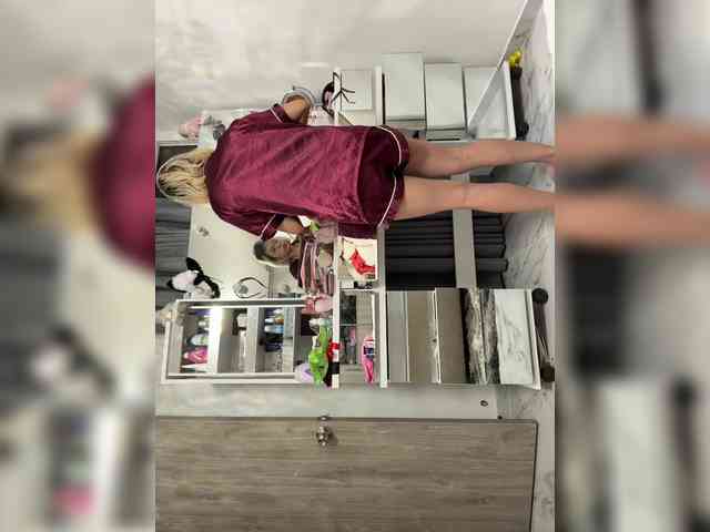 LucyRouse webcam