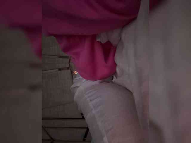 LucyRouse webcam
