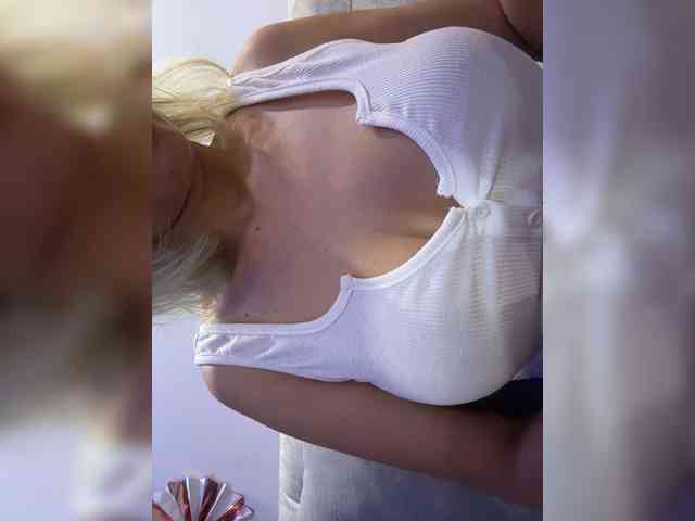 LucyRouse webcam