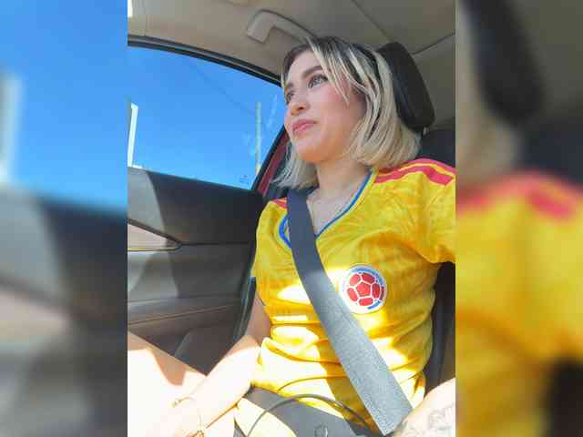LucyRouse webcam