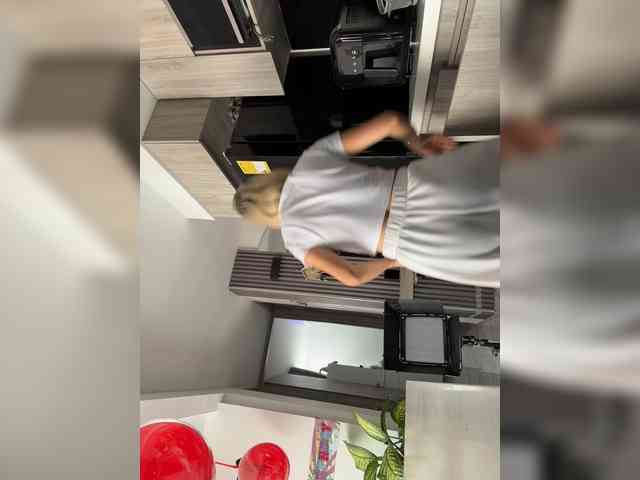 LucyRouse webcam