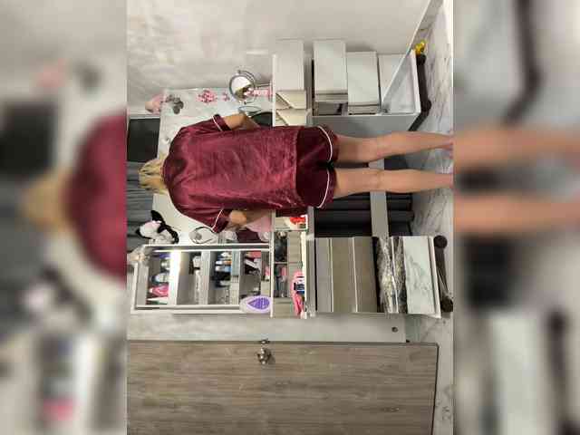 LucyRouse webcam