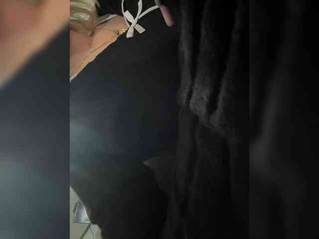 LucyRouse webcam