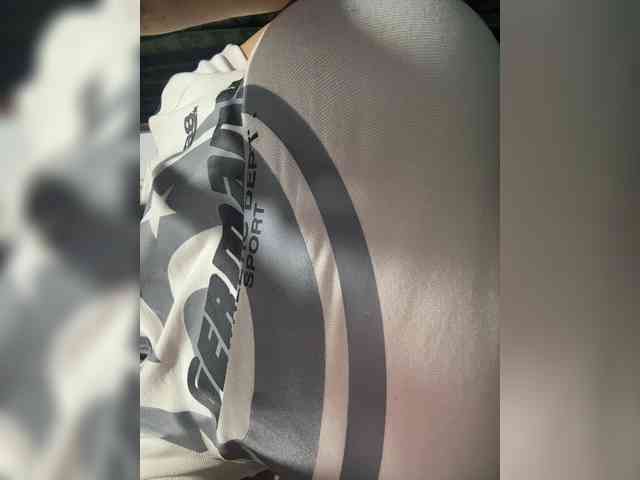 LucyRouse webcam