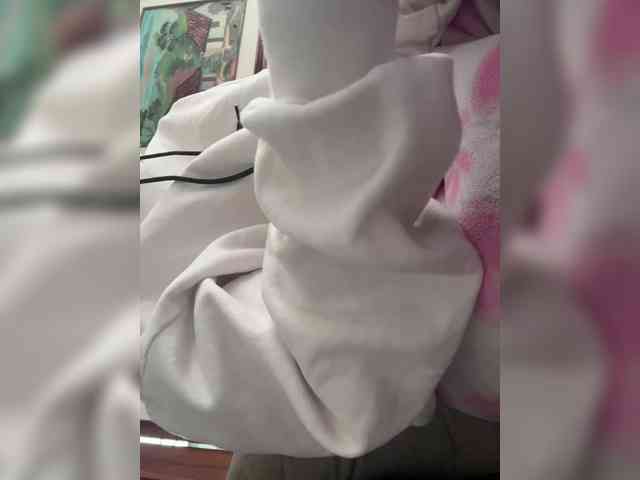 LucyRouse webcam