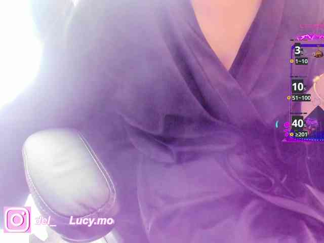 LucyRouse webcam
