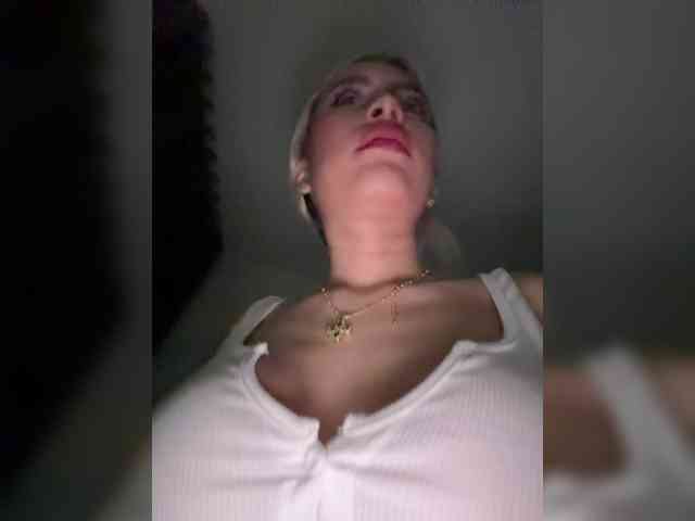 LucyRouse webcam