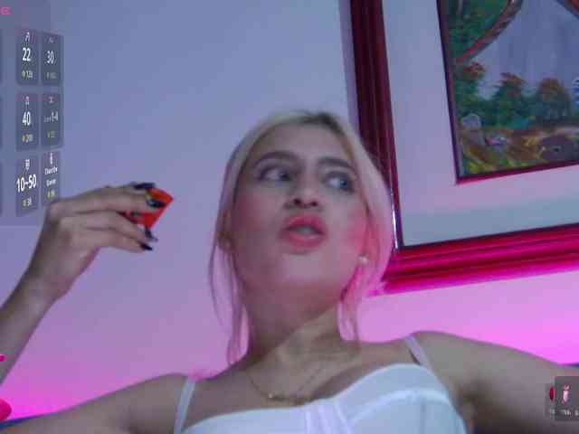 lucygirl- lucygirl-
