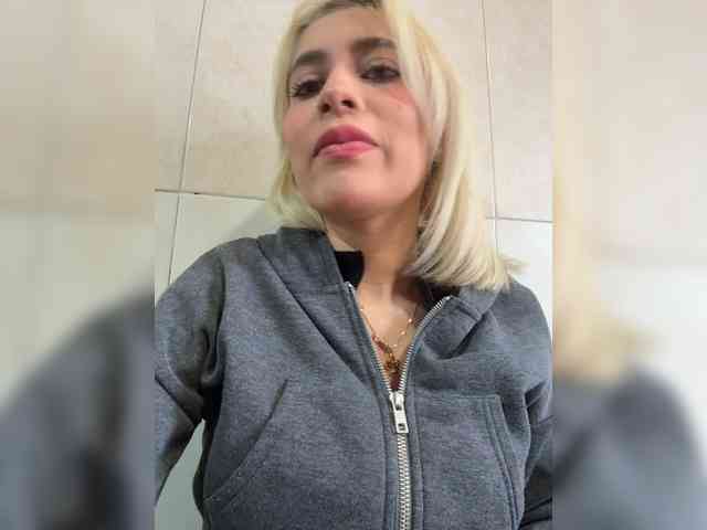 lucygirl- lucygirl-