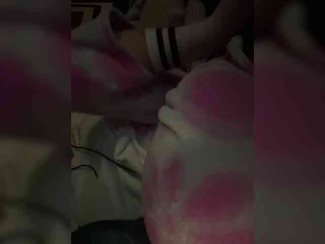 LucyRouse webcam