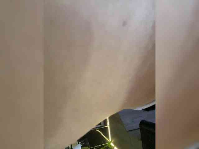LucyRouse webcam