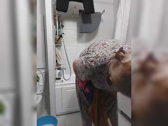 MonaMonako live cam preview