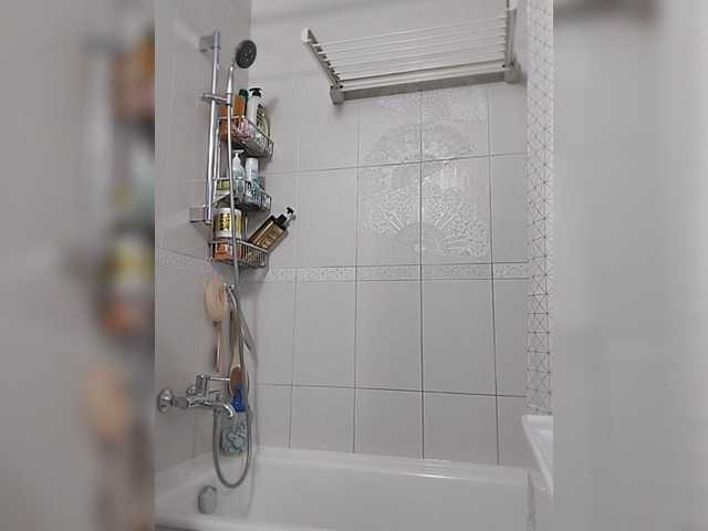 MonaMonako live cam preview