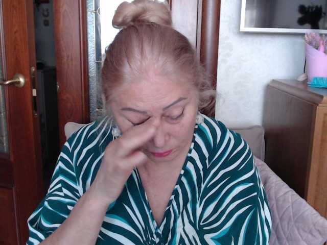 Marionaa live webcam show