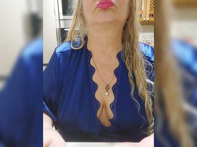 Marionaa, live now on BongaCams