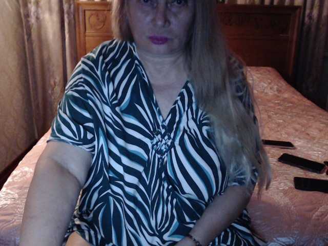 Marionaa live webcam show