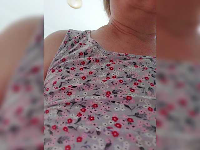 Marionaa live webcam show