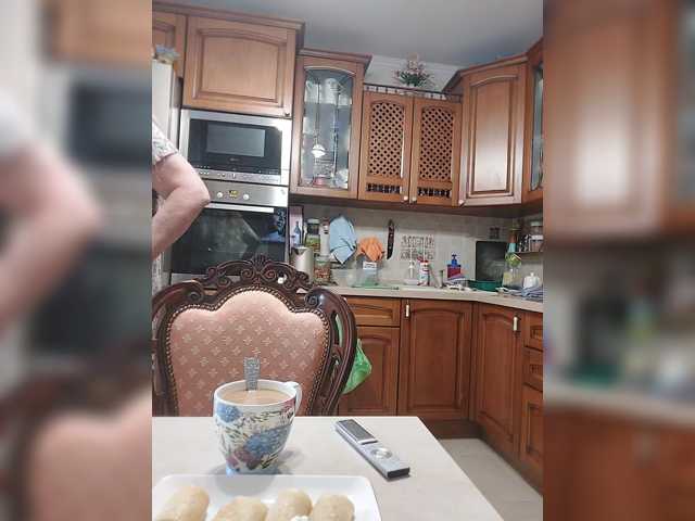 MonaMonako live cam preview