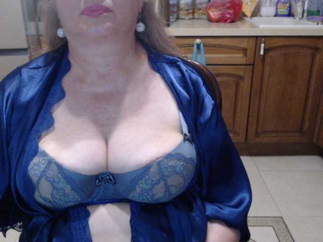 Marionaa live webcam show