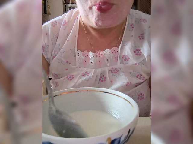 le modèle MonaMonako est en webcam porno dans un show sur le site bongacams, il possède les tags suivants: White/Caucasian,Blonde,Hairy