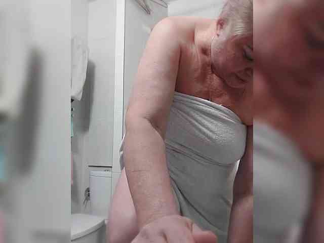 Marionaa live female cam on bongacams