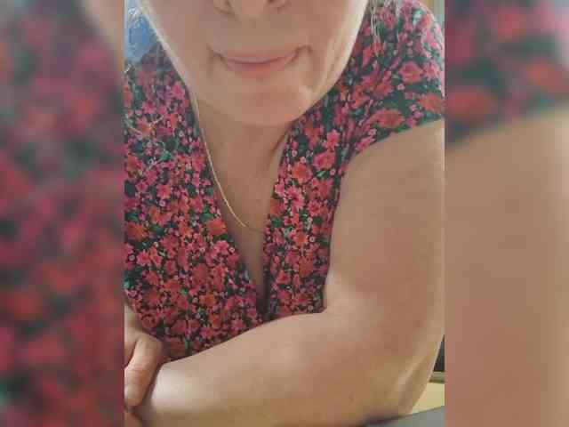 Marionaa live female cam on bongacams