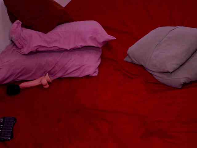 MiaCouple webcam