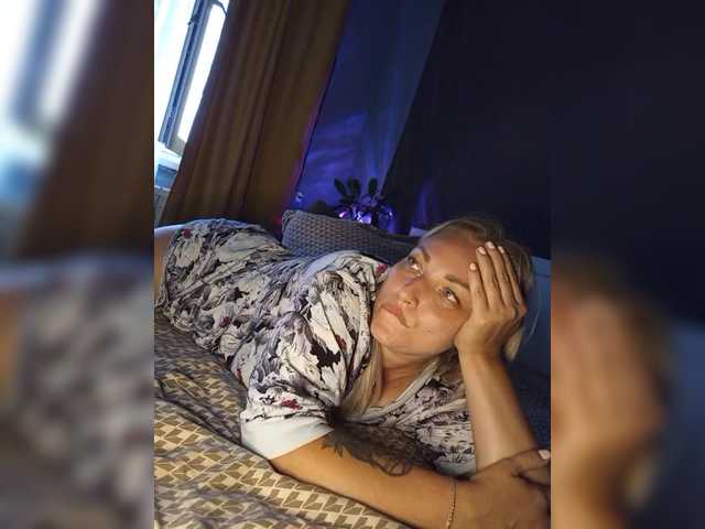Tanysha-1 live webcam show