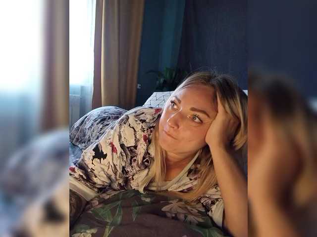Tanysha-1 live cam on BongaCams