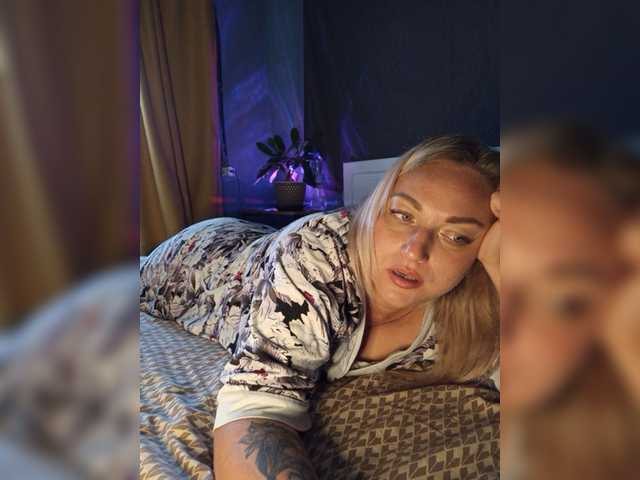 Tanysha-1 live webcam show