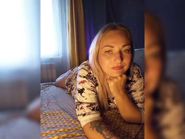 Tanysha-1 live webcam show