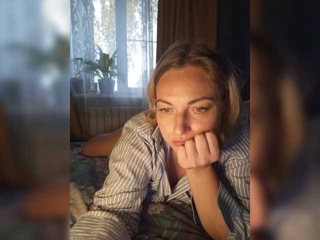 Tanysha-1 live cam on BongaCams