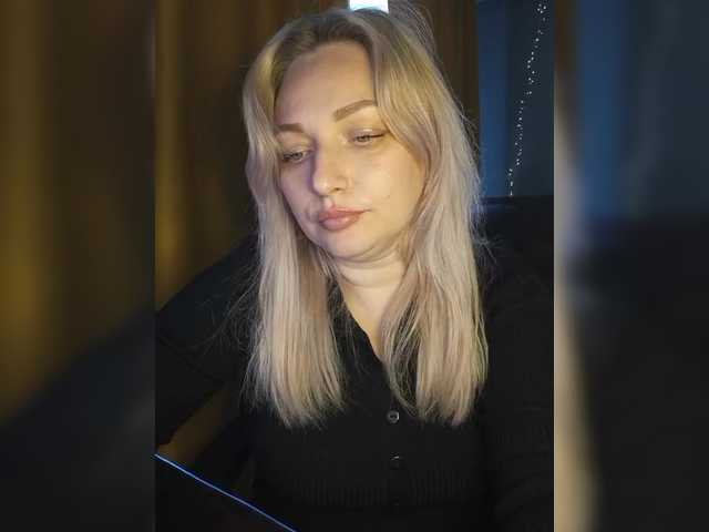 Tanysha-1's BongaCams show and profile