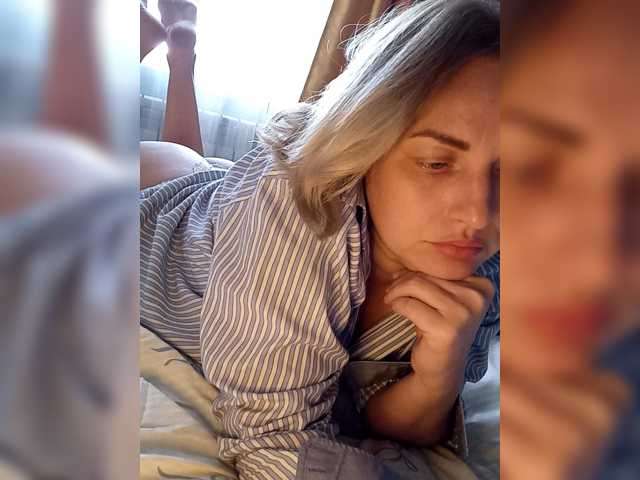 Tanysha-1 live cam on BongaCams