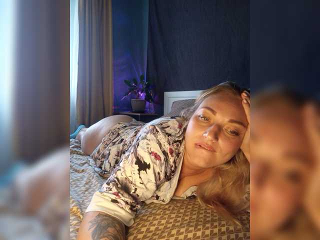 Tanysha-1 live webcam show