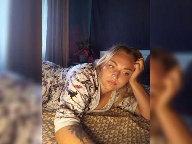 Tanysha-1 live webcam show