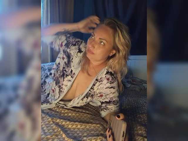 Tanysha-1 live webcam show