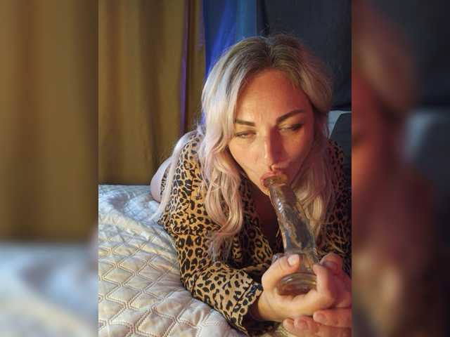 tanysha-1 live sex show
