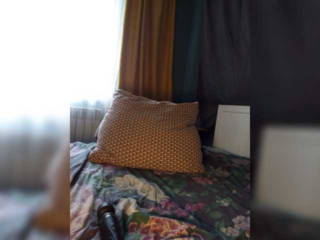 Tanysha-1 live cam on BongaCams