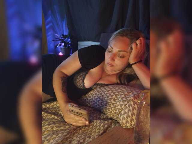 tanysha-1 online
