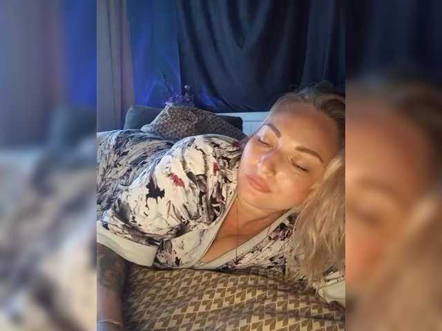 Tanysha-1 live webcam show
