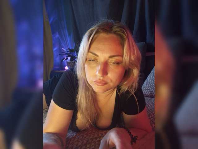tanysha-1 online