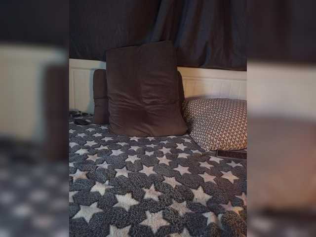 Tanysha-1 live cam on BongaCams