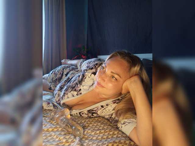 Tanysha-1 live webcam show