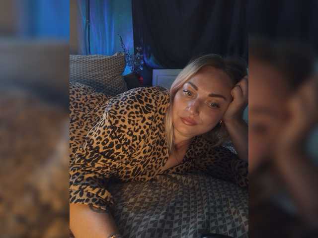 Tanysha-1 Live Cam on BongaCams